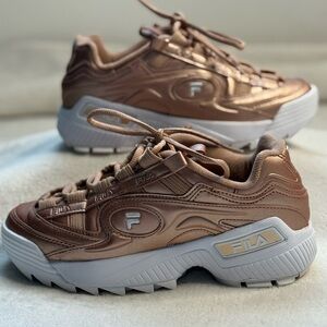 Women’s metallic rose gold Sneakers
